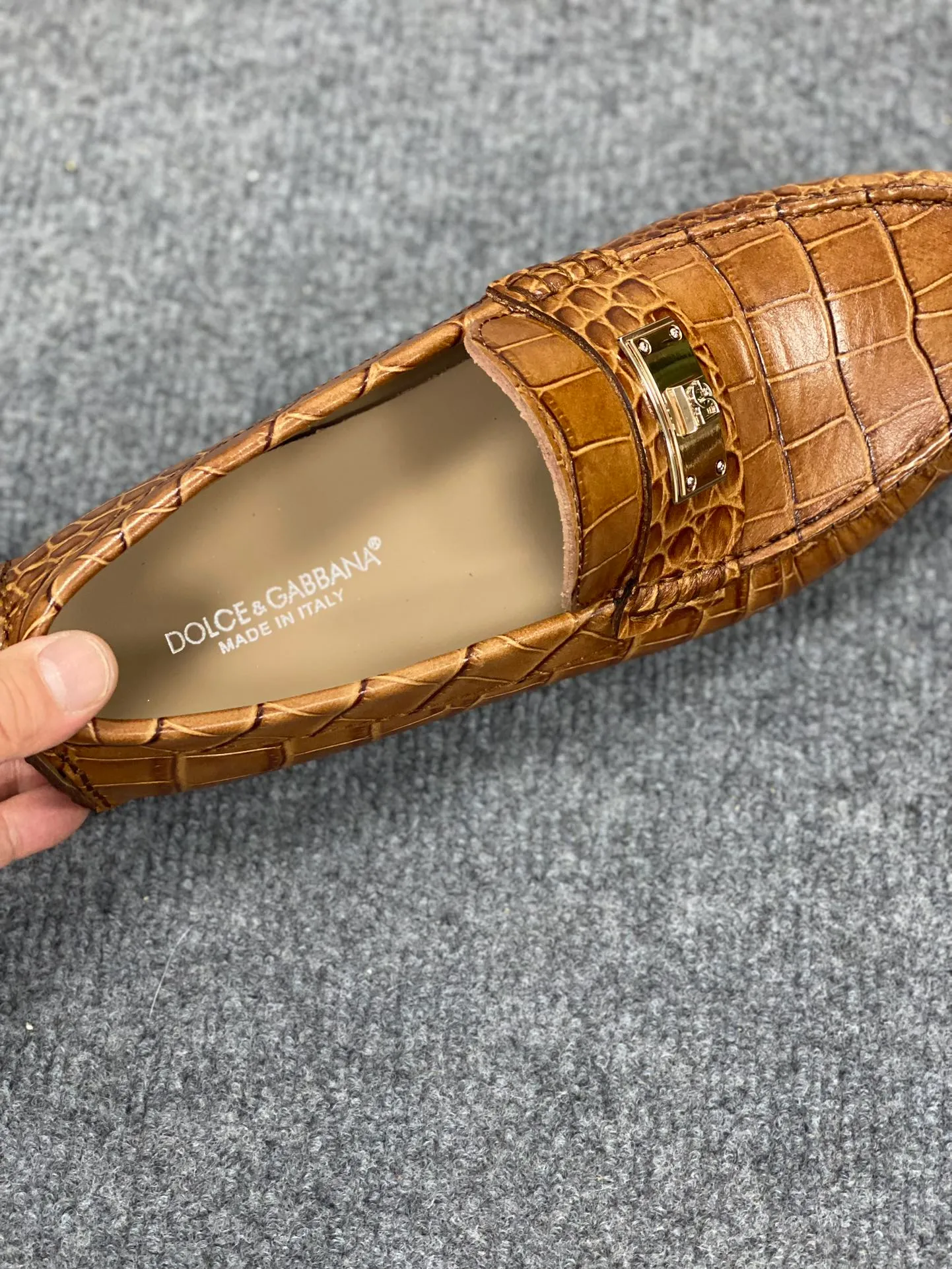 Men's Men's Shoes Men's Men's Shoes 💰700 new style "DG Duban Spring New Casual Driving Shoes" latest hot style, top brand luxury ~ purchasing agency, top quality ~.  The upper is made of imported original cowhide with fine workmanship. The original stylish and stylish soft rubber wear-resistant and non-slip outsole is light and comfortable on the feet. The real thing looks better in real life, 38-45